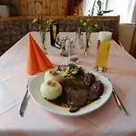 Obere Schweizerhuette Pensjonat 3*