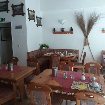 Obere Schweizerhuette بيت ضيافة 3*