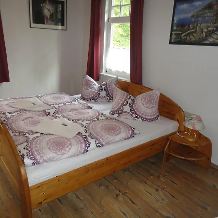 Guest house Obere Schweizerhuette 3*