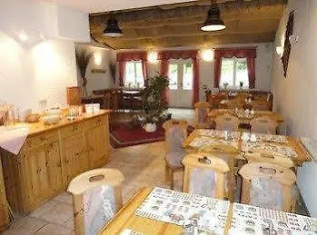 Obere Schweizerhuette Penzion 3*